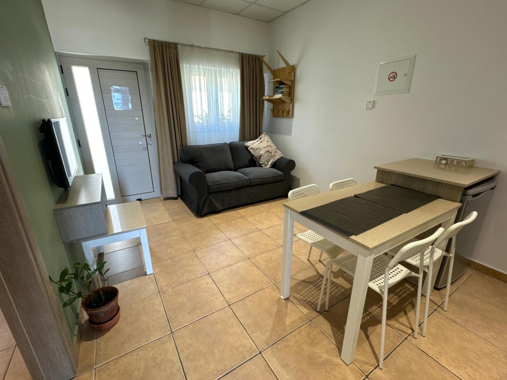 Topikos Apartments Agia Napa Buitenkant foto