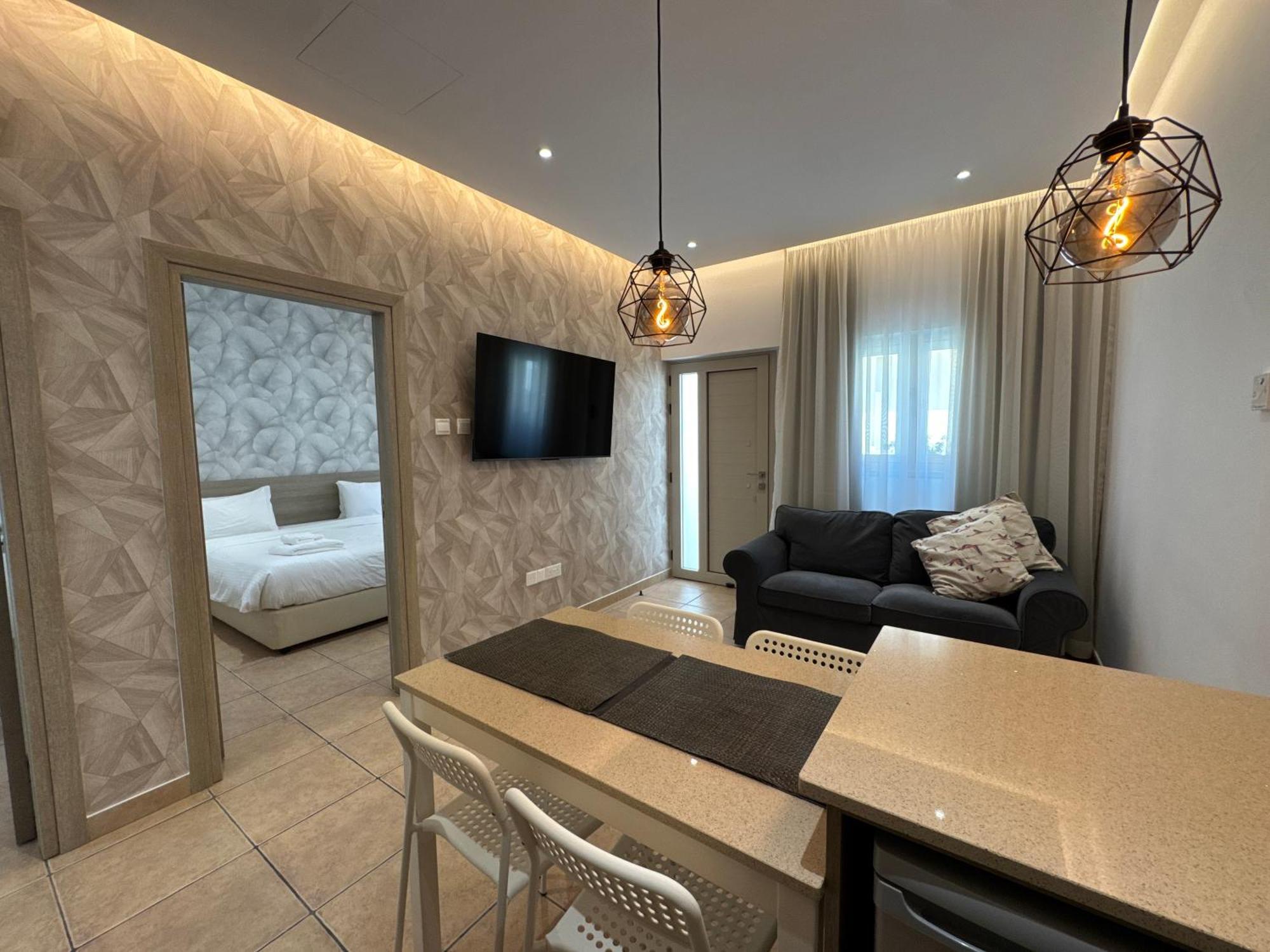 Topikos Apartments Agia Napa Buitenkant foto